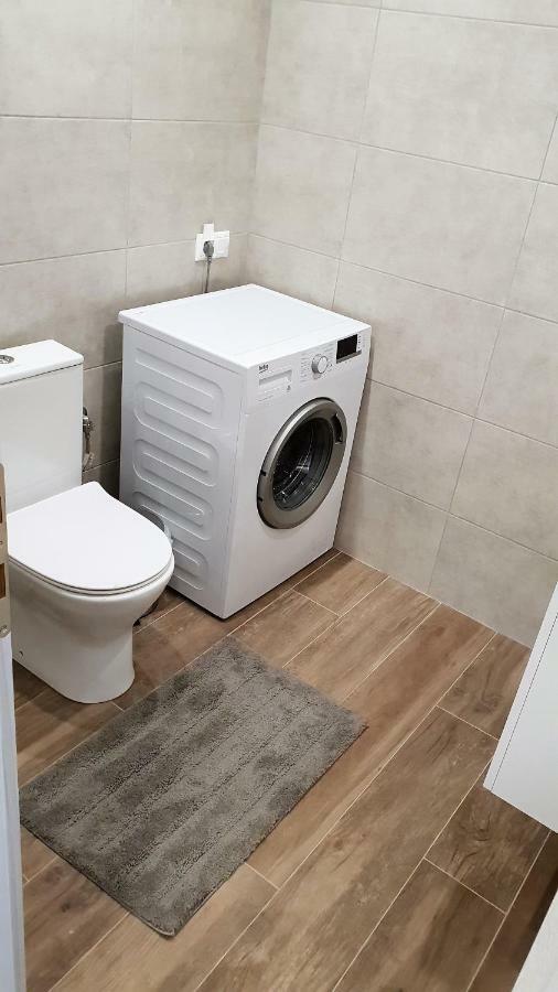Seaview Deluxe Apartments Tesalonika Bagian luar foto